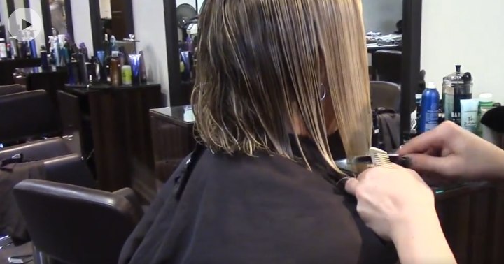 Cutting a layered bob at the salon